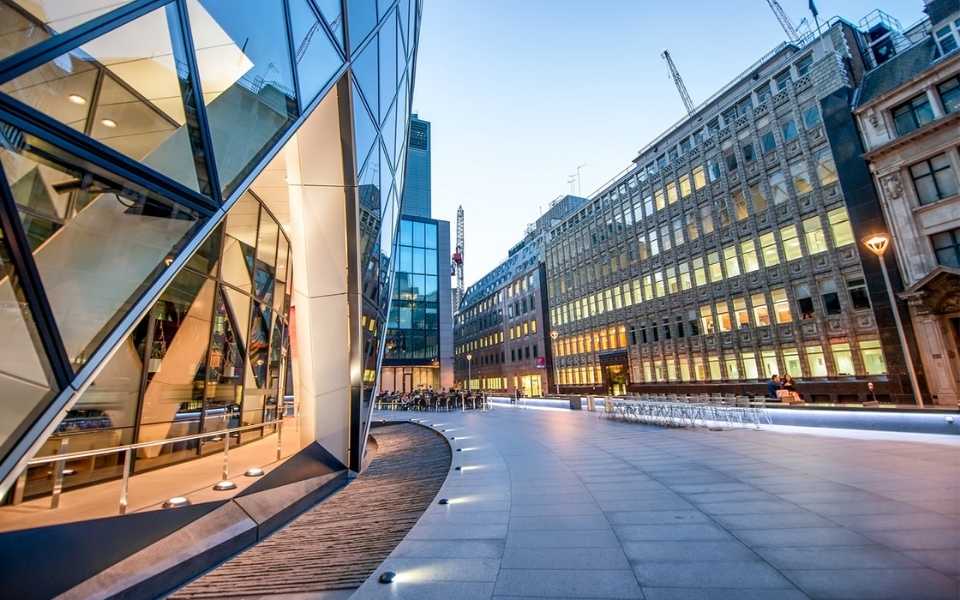 Business building in the city of London. 