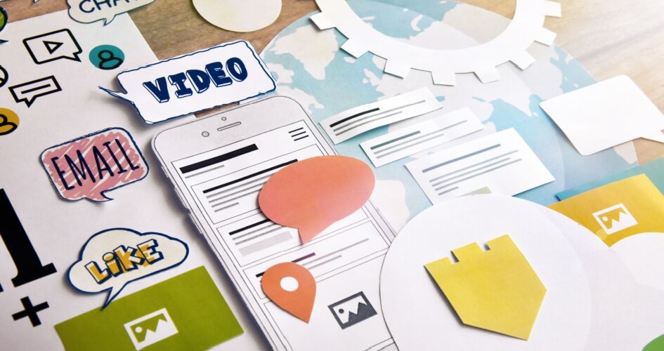 Website and mobile app localization concepts, social media marketing, online advertising, networking, e-commerce, presentation templates, marketing materials, mobile apps and services. A concept of localisation services.